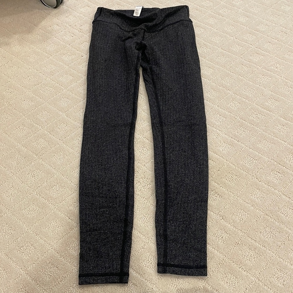 Grey/Black leggings